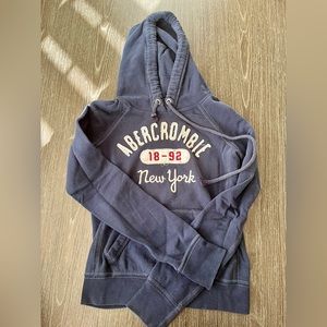 ABERCROMBIE & FITCH HOODIE SIZE XS